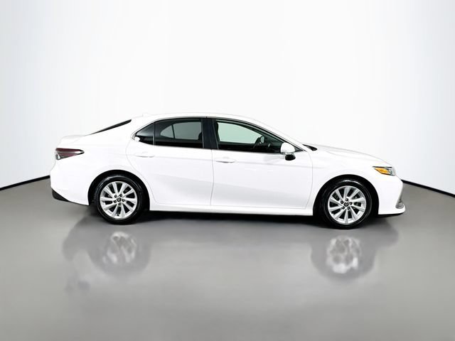 Used 2024 Toyota Camry LE w/ Convenience Package FWD image 9