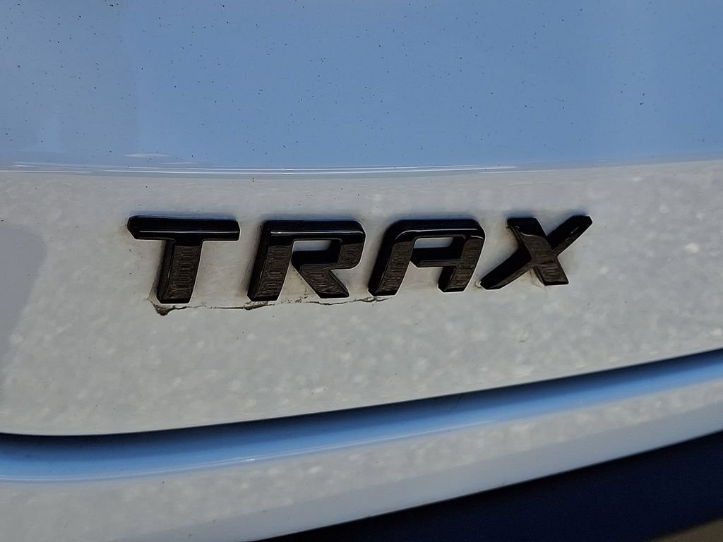 Certified 2024 Chevrolet Trax RS w/ Sunroof Package FWD image 29
