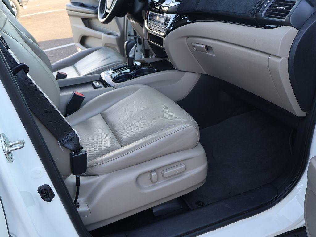 Used 2017 Honda Ridgeline RTL-E image 33