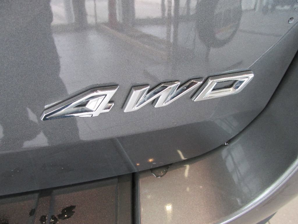 Used 2024 Ford Explorer XLT w/ Equipment Group 202A image 9