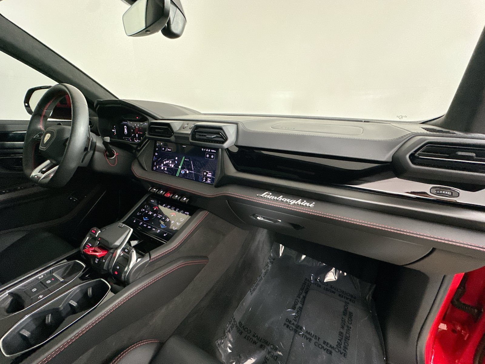 Used 2025 Lamborghini Urus S AWD/4WD image 50