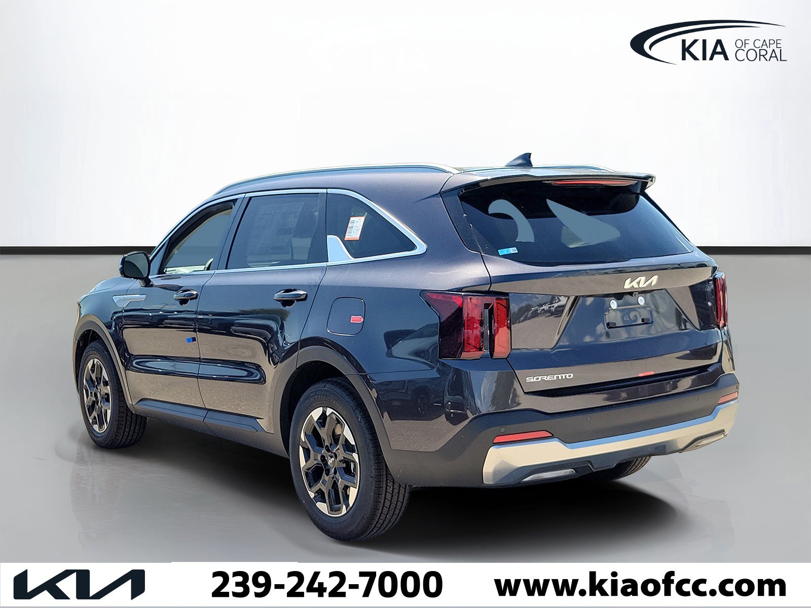 New 2026 Kia Sorento S w/ S Panoramic Sunroof Package FWD image 4