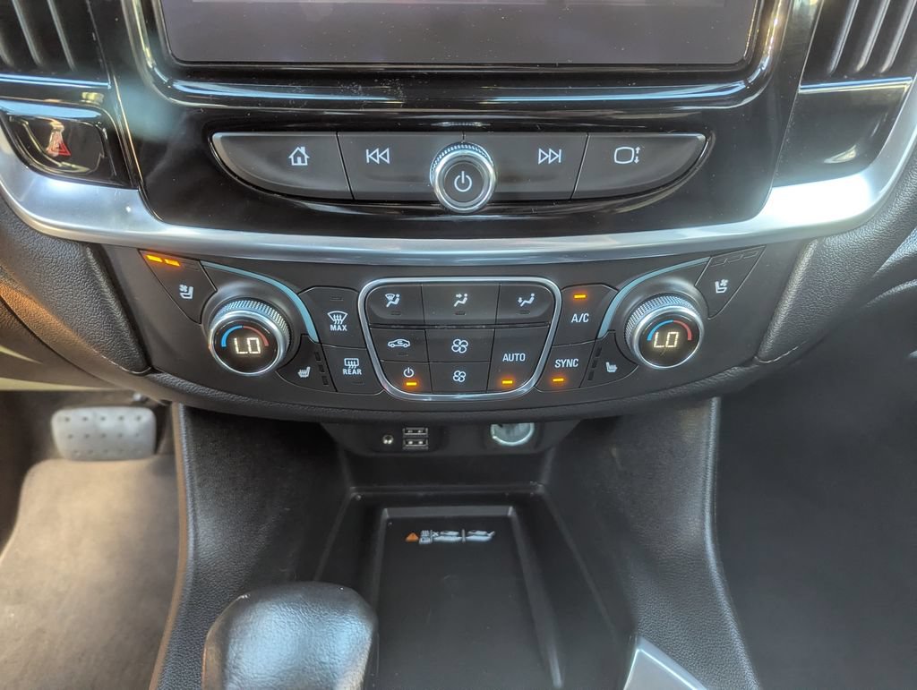 Used 2022 Chevrolet Traverse High Country AWD/4WD image 25