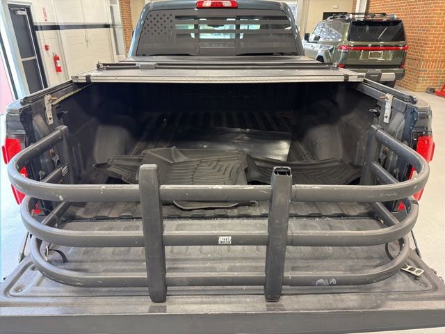 Used 2018 GMC Sierra 2500 Denali w/ Duramax Plus Package AWD/4WD image 33