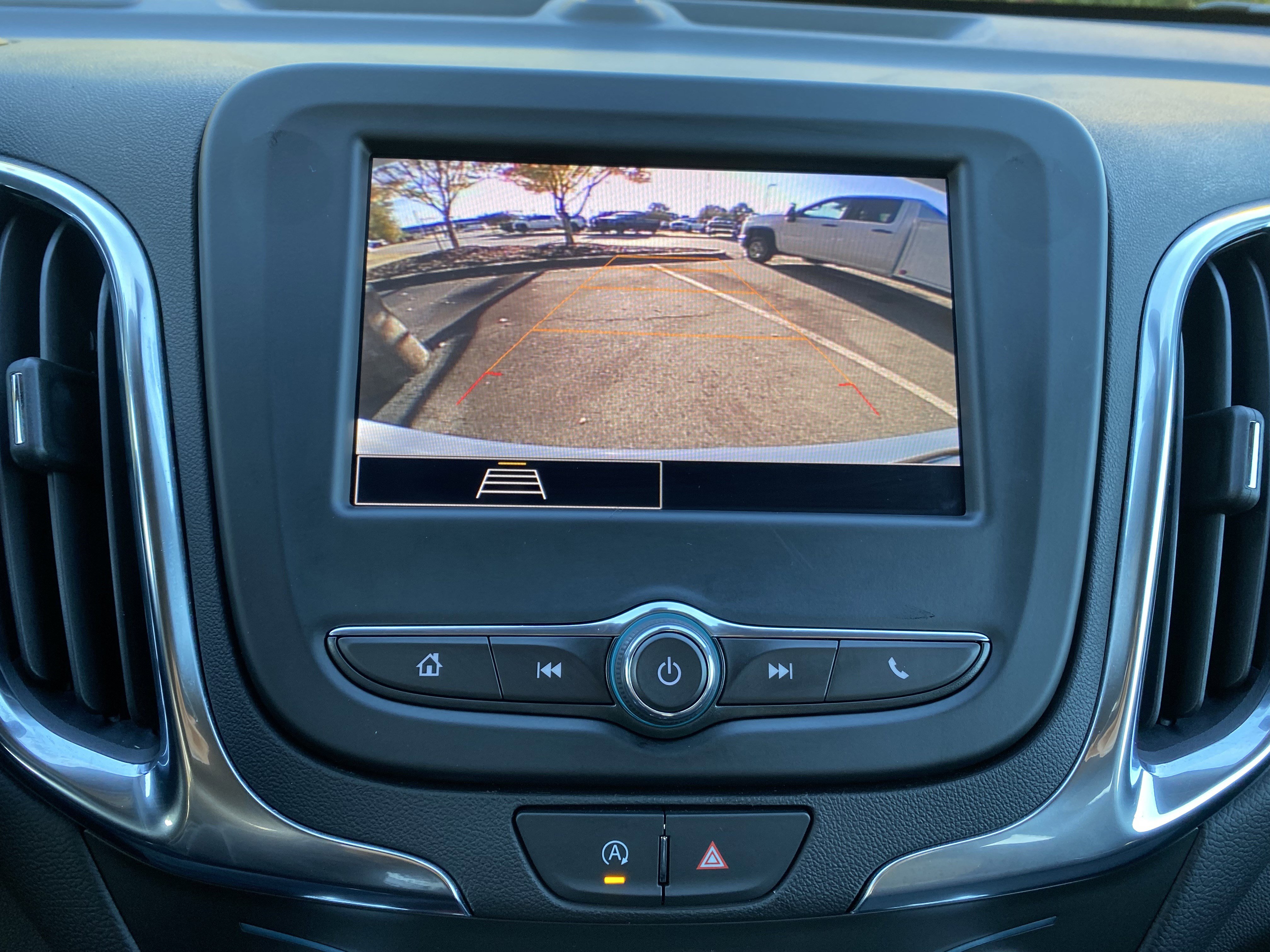 Used 2024 Chevrolet Equinox LT image 27