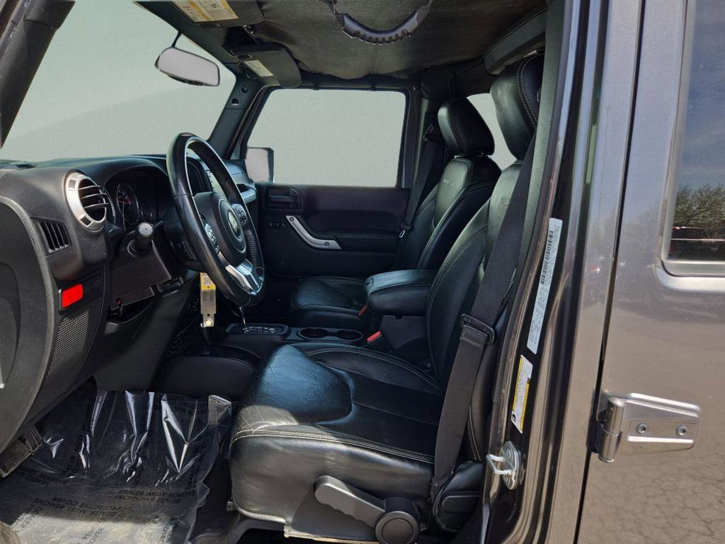 Used 2016 Jeep Wrangler Unlimited Rubicon image 23