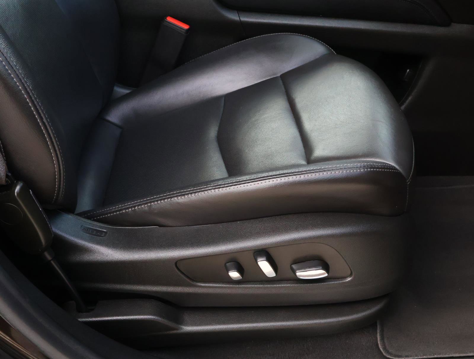 Used 2024 Cadillac XT5 Premium Luxury image 24