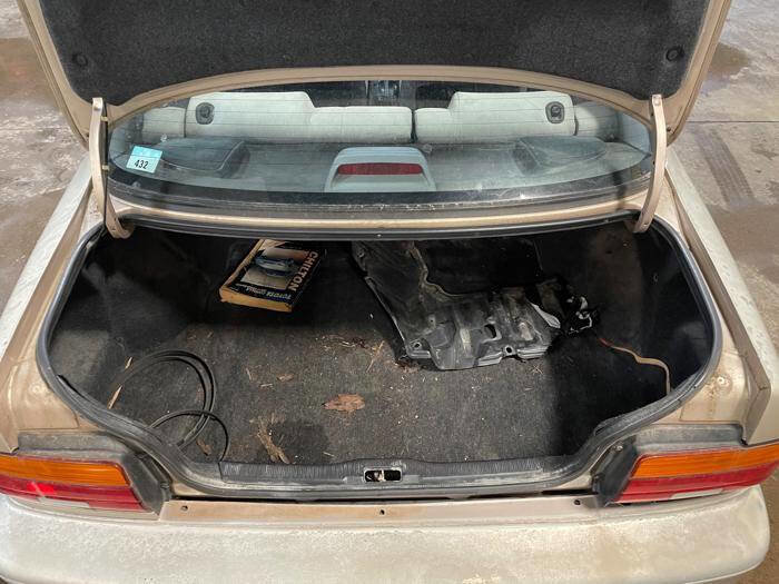 Used 1995 Toyota Corolla DX FWD image 25