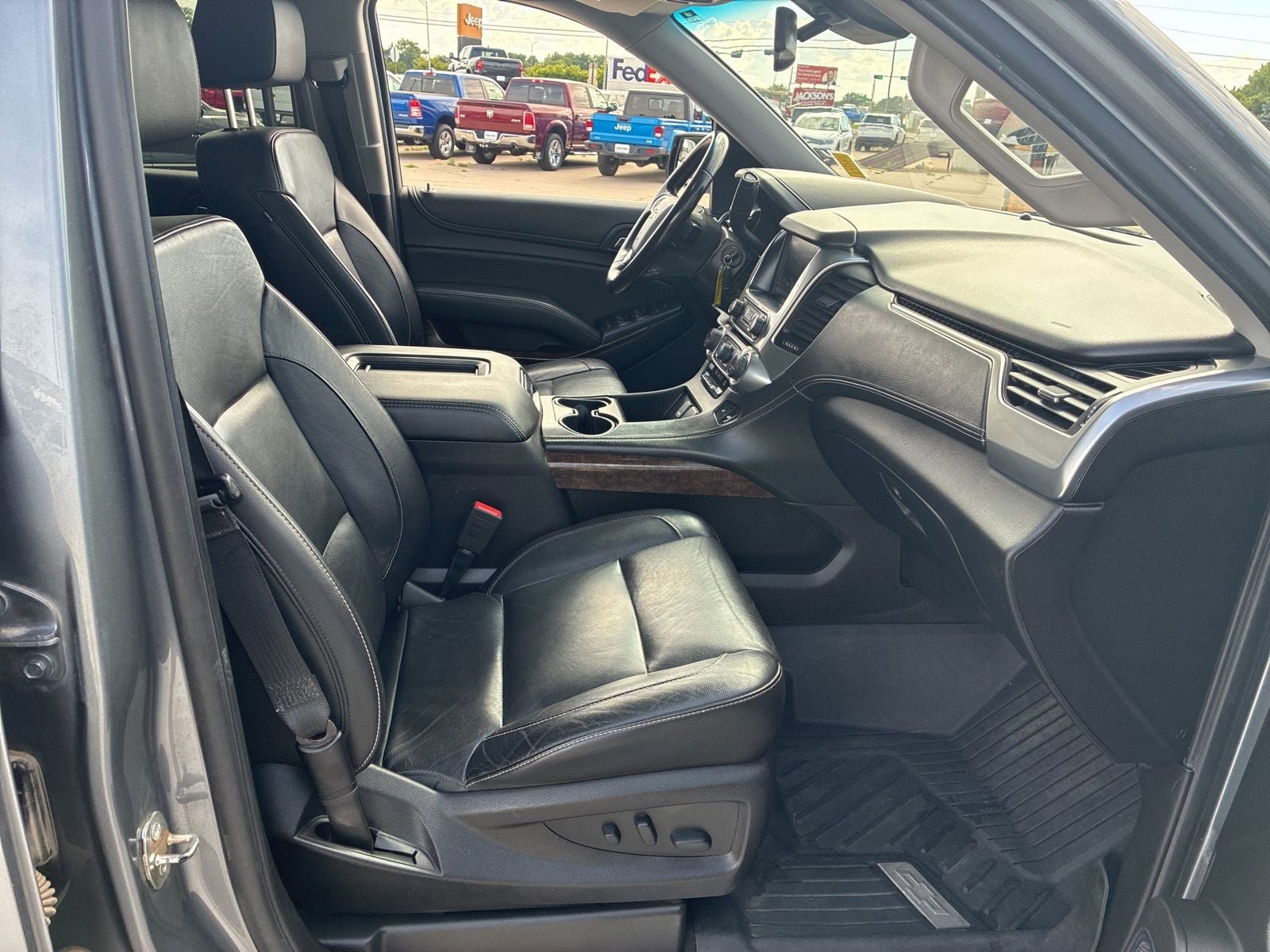 Used 2018 Chevrolet Suburban LT AWD/4WD image 21