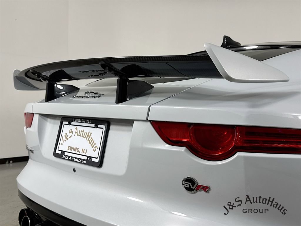 Used 2017 Jaguar F-TYPE SVR image 43