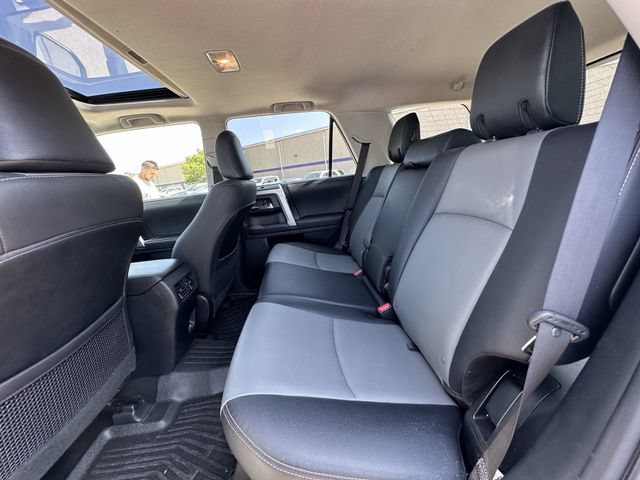 Used 2022 Toyota 4Runner SR5 Premium w/ Moonroof Package RWD image 28