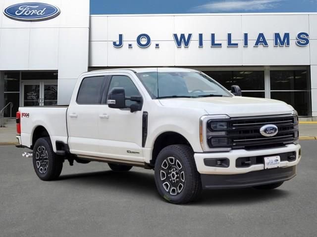 New 2026 Ford F250 Platinum w/ FX4 Off-Road Package