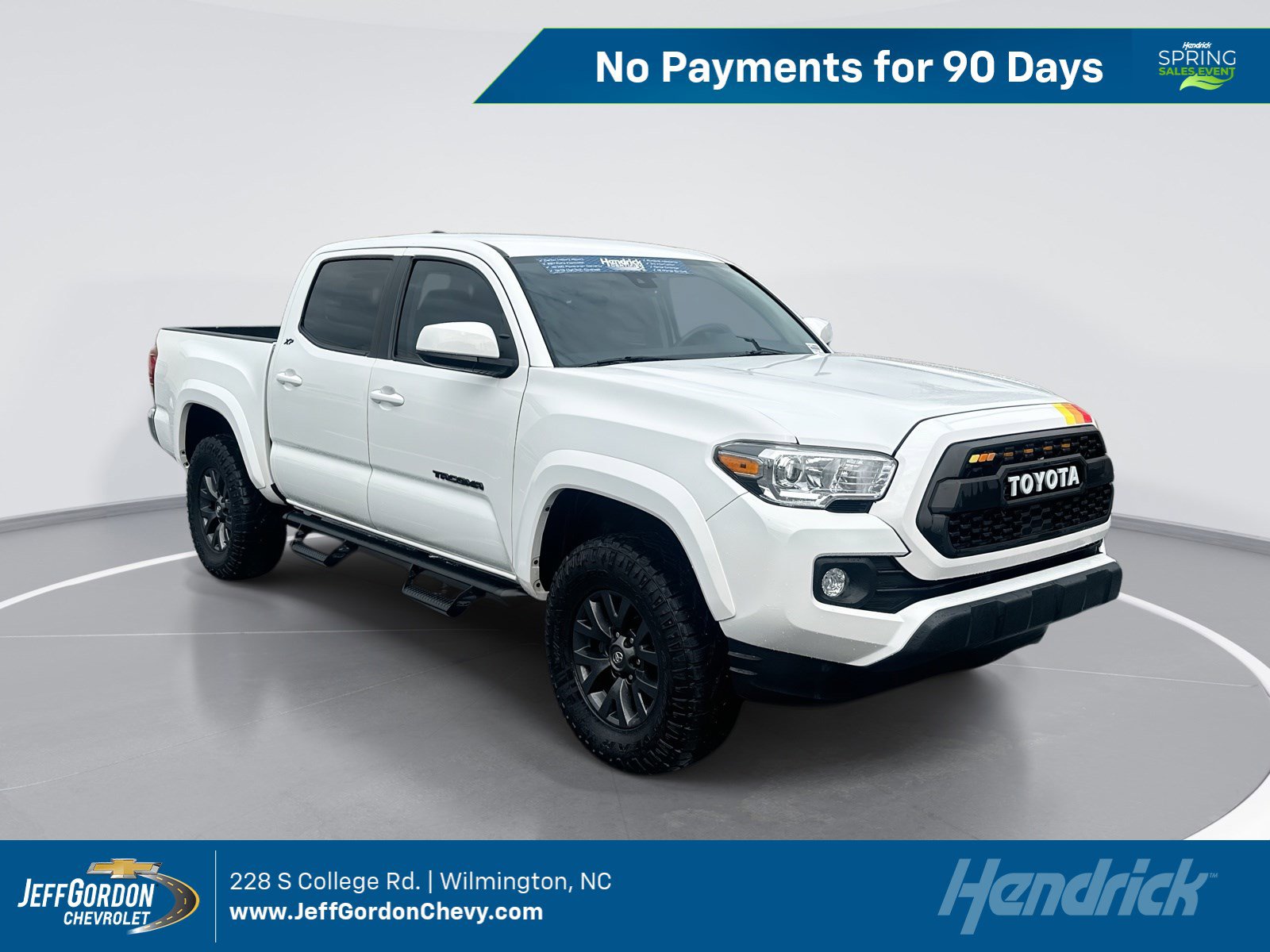 Used 2023 Toyota Tacoma SR5 image 1