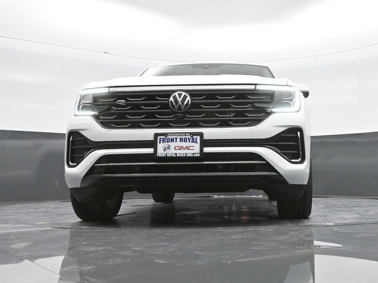 Used 2025 Volkswagen Atlas SEL Premium R-Line image 38