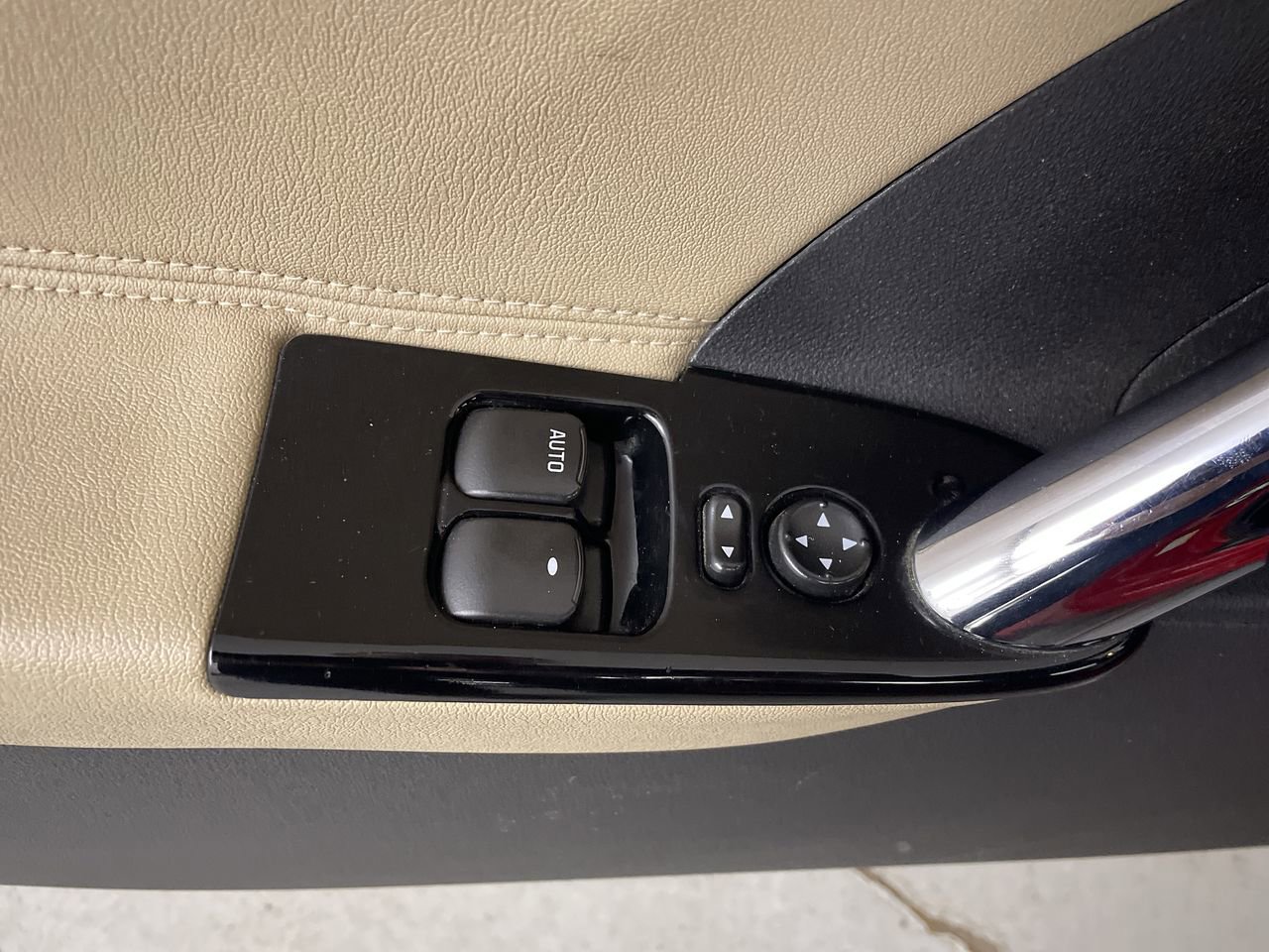 Used 2007 Saturn Sky Red Line image 11