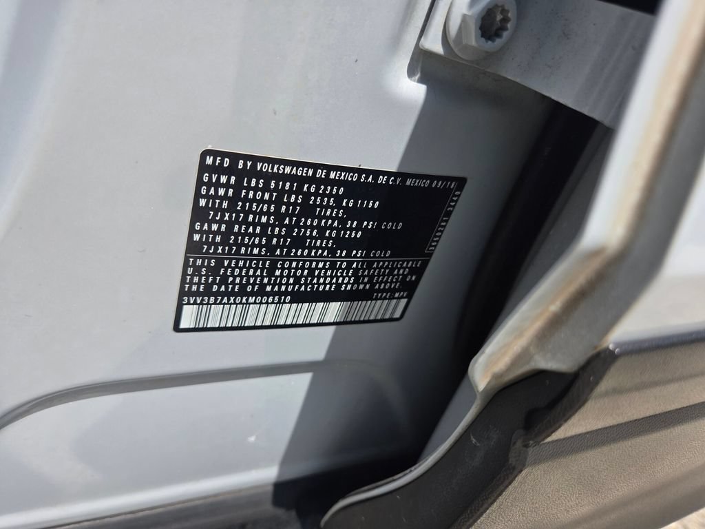 Used 2019 Volkswagen Tiguan SE w/ Panoramic Sunroof Package FWD image 35
