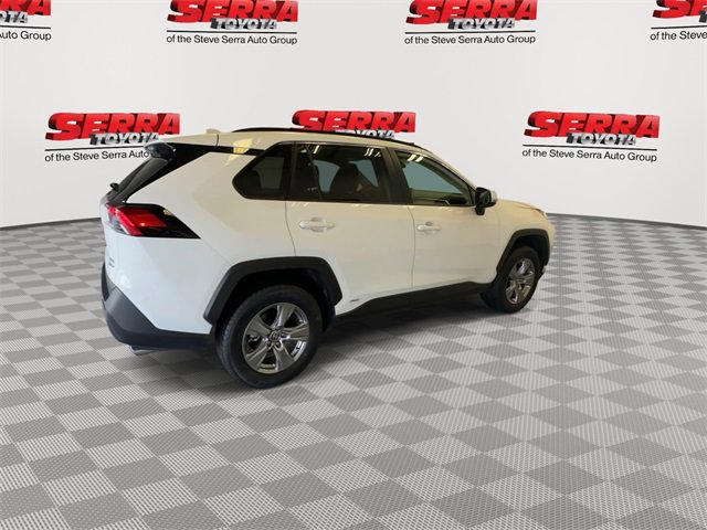 Used 2025 Toyota RAV4 XLE image 9