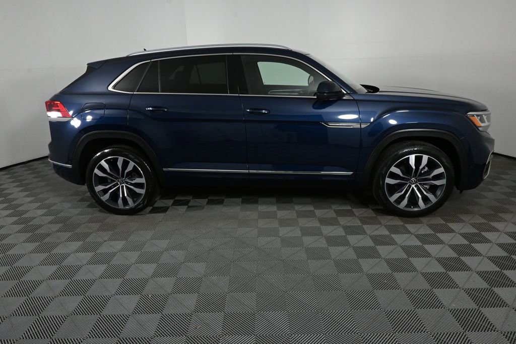 Used 2022 Volkswagen Atlas Cross Sport SEL Premium R-Line image 25