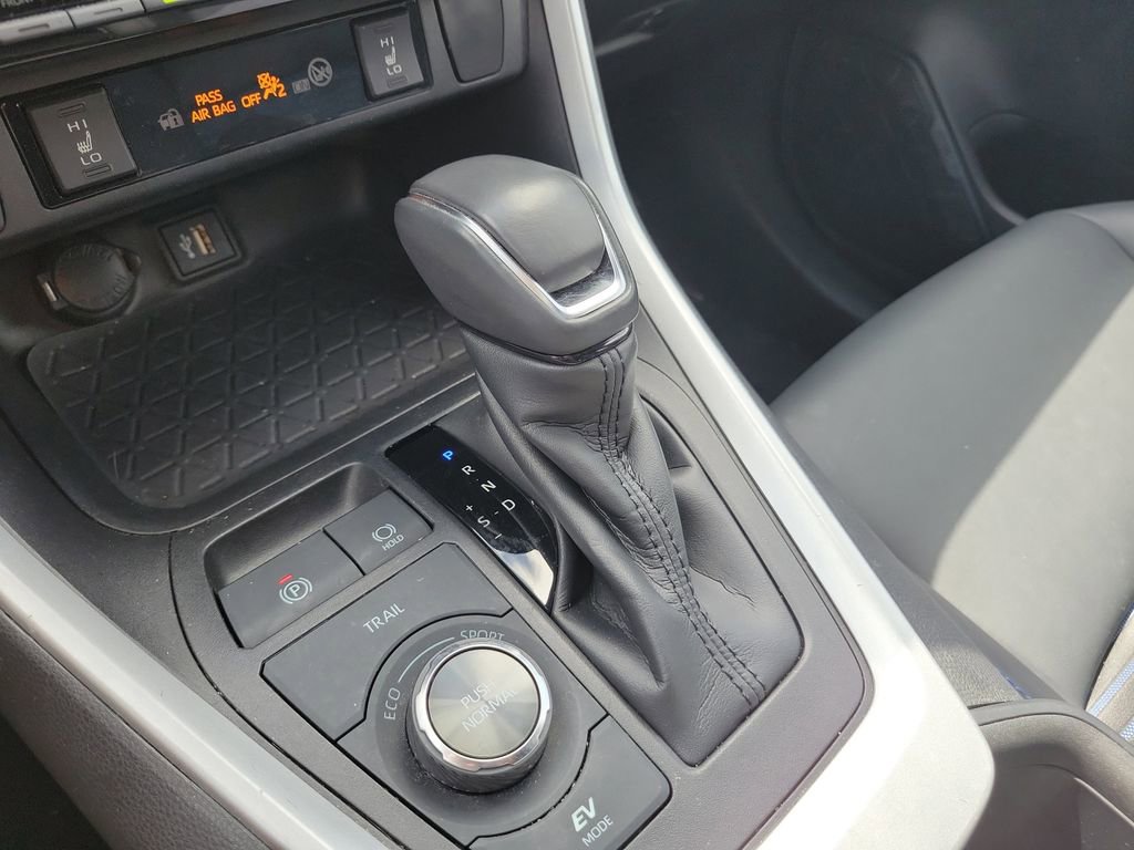 Certified 2023 Toyota RAV4 XSE image 30