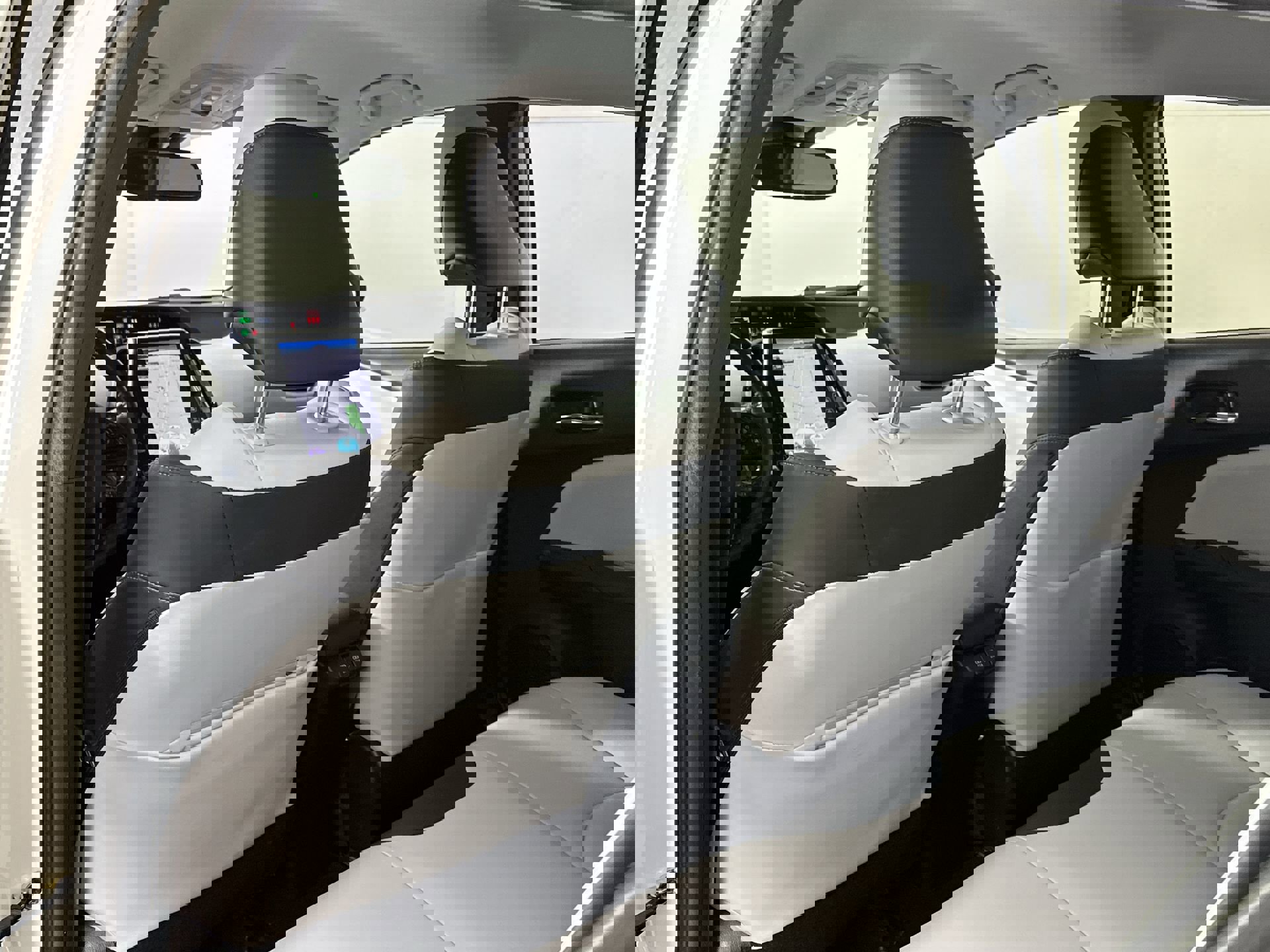 Used 2019 Toyota Prius Limited image 28