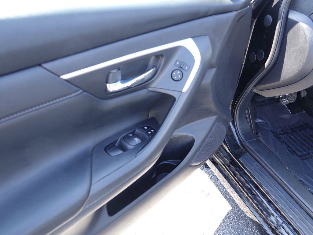 Used 2018 Nissan Altima 2.5 SL image 16