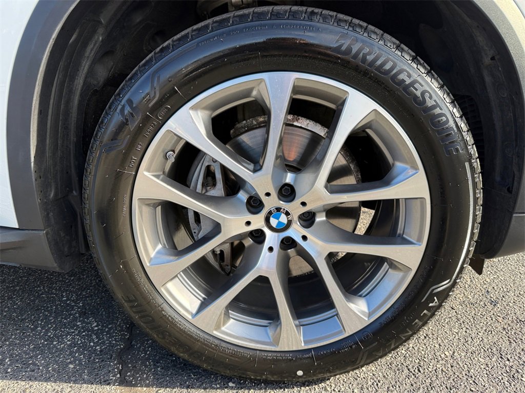 Certified 2024 BMW X5 xDrive40i w/ Premium Package image 18