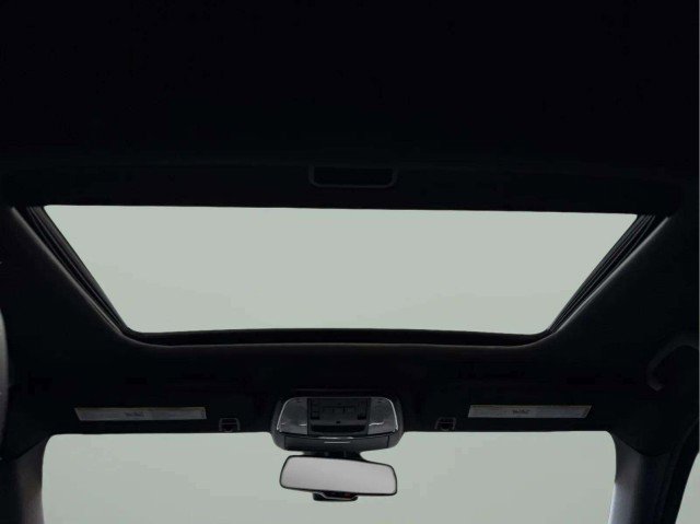 Used 2015 Jeep Grand Cherokee Altitude image 16