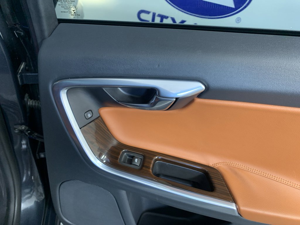 Used 2016 Volvo S60 T5 Premier w/ Convenience Package image 38