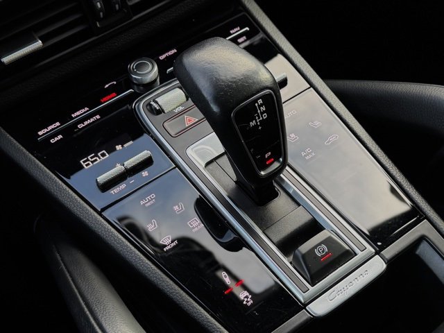 Certified 2022 Porsche Cayenne Coupe image 29