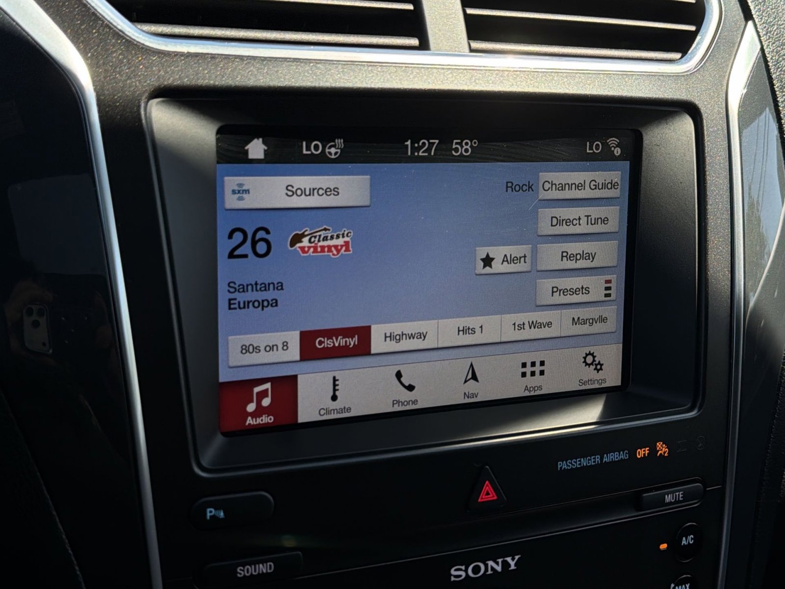 Used 2019 Ford Explorer Sport image 18