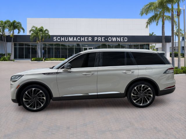 Used 2024 Lincoln Aviator Reserve w/ Equipment Group 201A AWD/4WD image 4