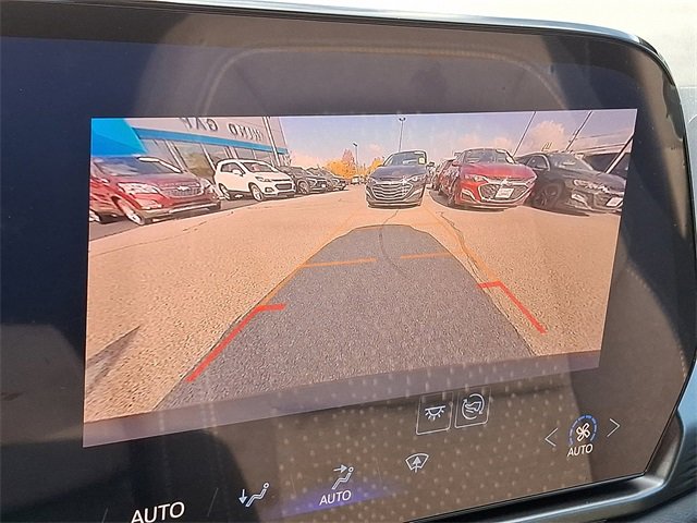 Certified 2025 Chevrolet Equinox EV LT image 17