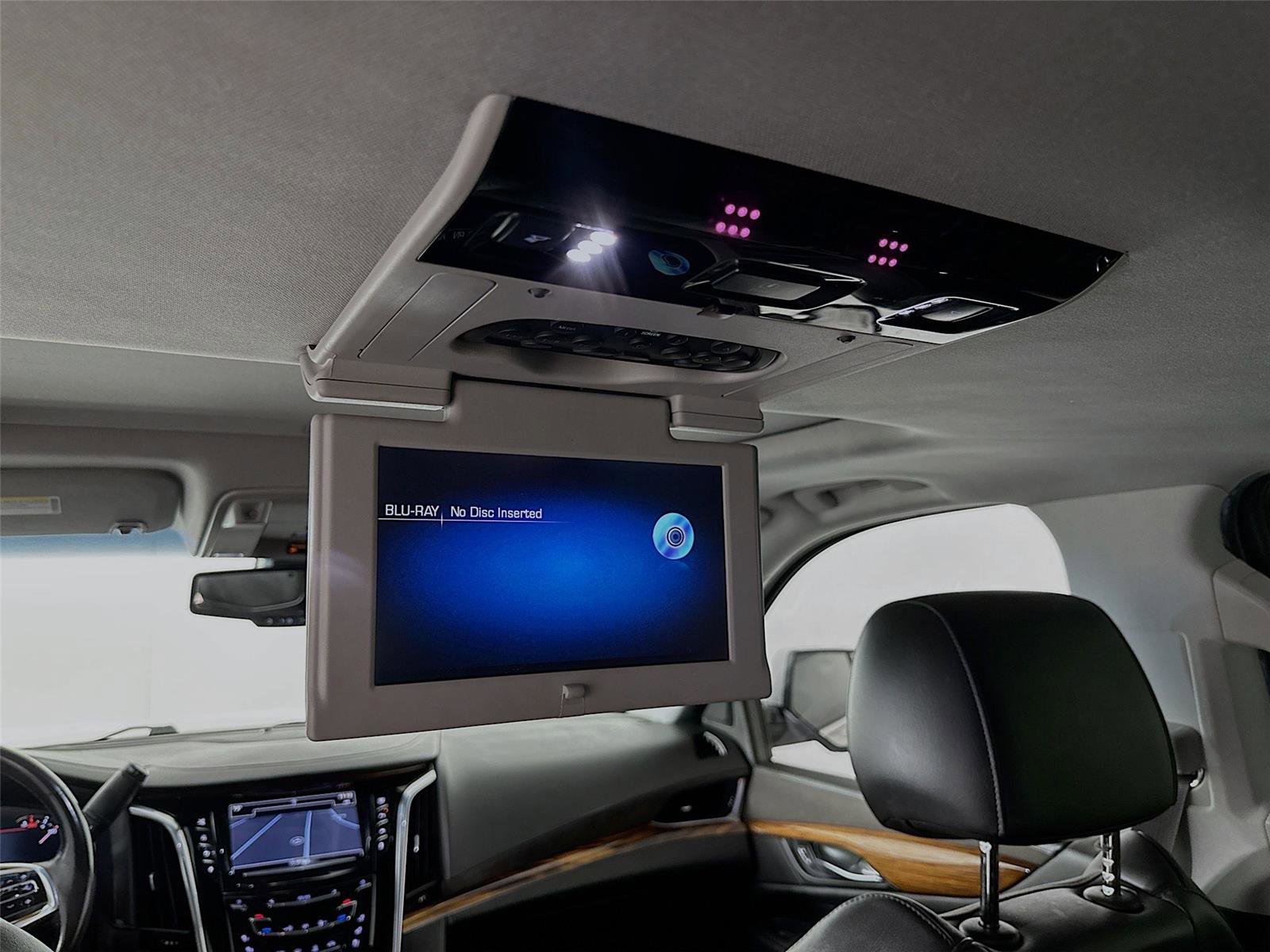 Used 2016 Cadillac Escalade ESV Premium AWD/4WD image 35