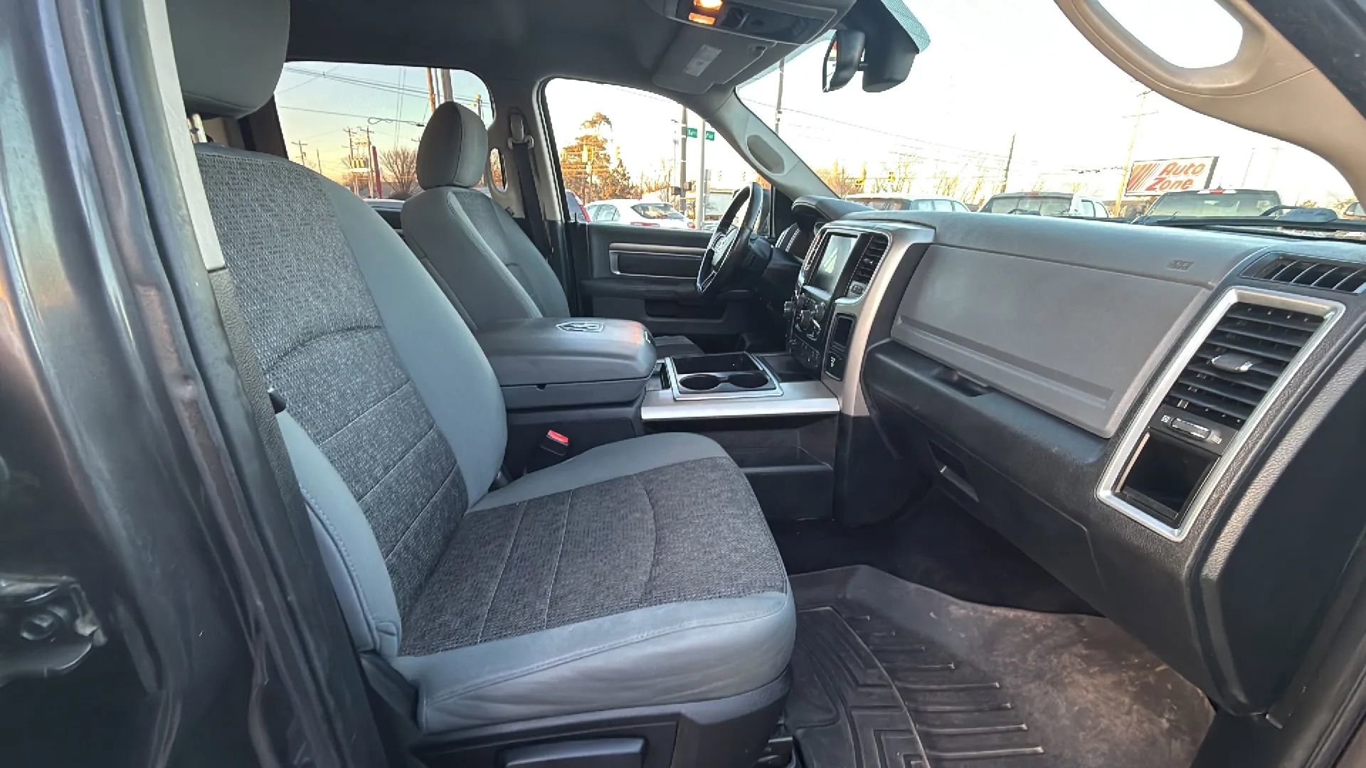 Used 2015 RAM 1500 Big Horn image 18