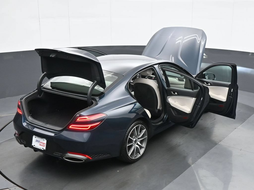 Used 2024 Genesis G70 2.5T RWD image 40