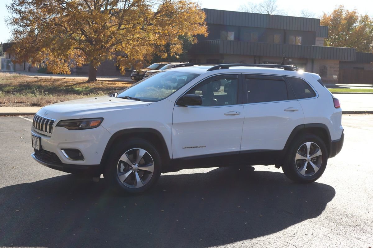 Used 2022 Jeep Cherokee Limited image 10