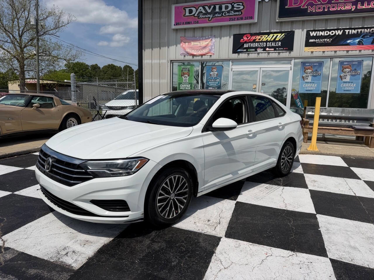 Used 2019 Volkswagen Jetta SE FWD image 2