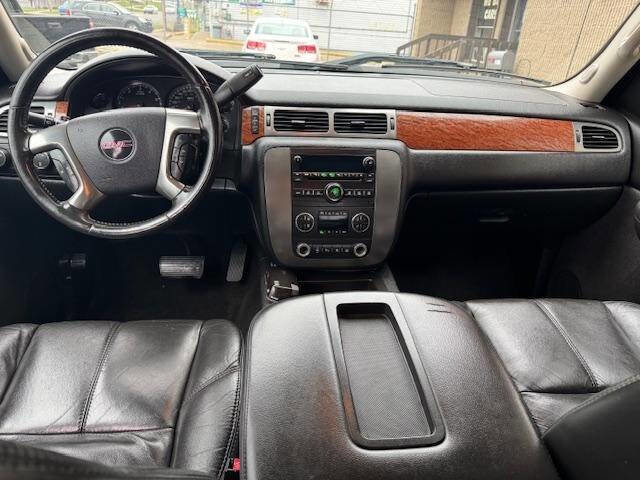 Used 2007 GMC Sierra 1500 SLT w/ SLE/SLT Trailering Package image 13