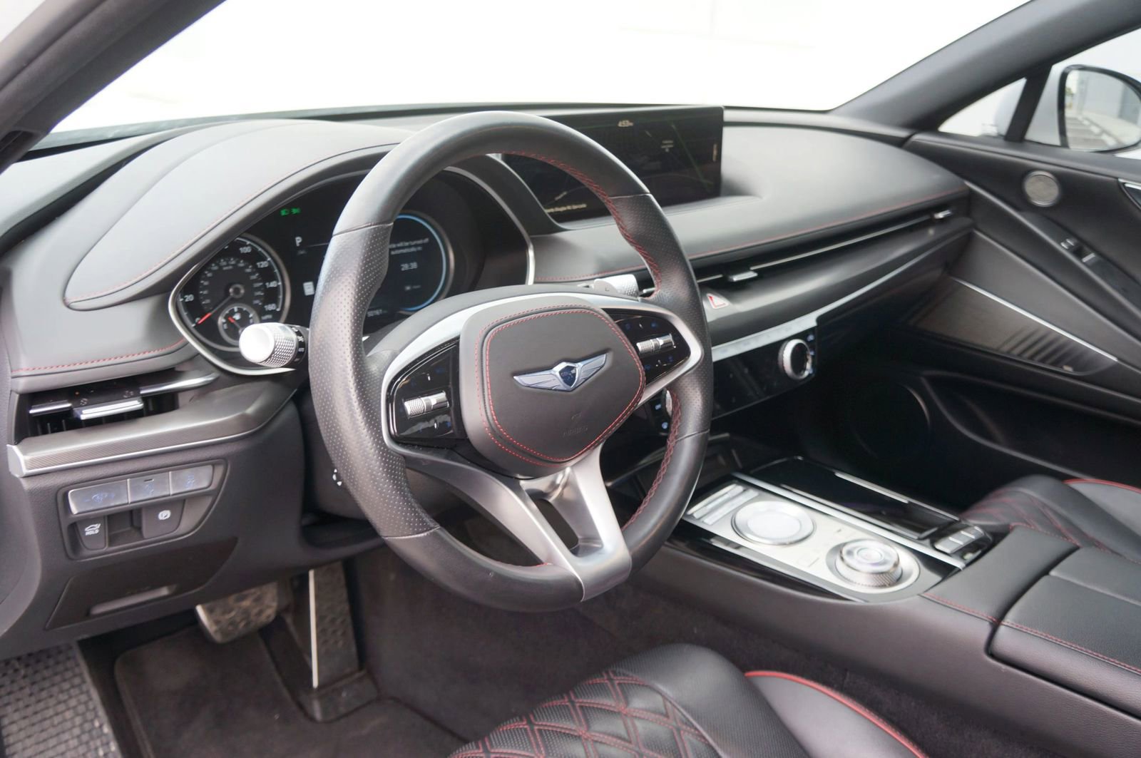 Used 2022 Genesis G80 3.5T Sport image 28