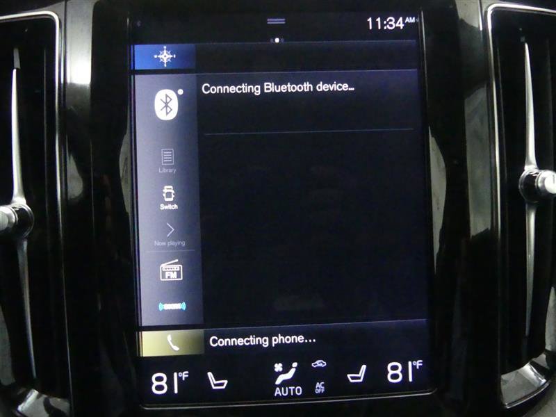 Used 2019 Volvo XC60 T5 Inscription image 9