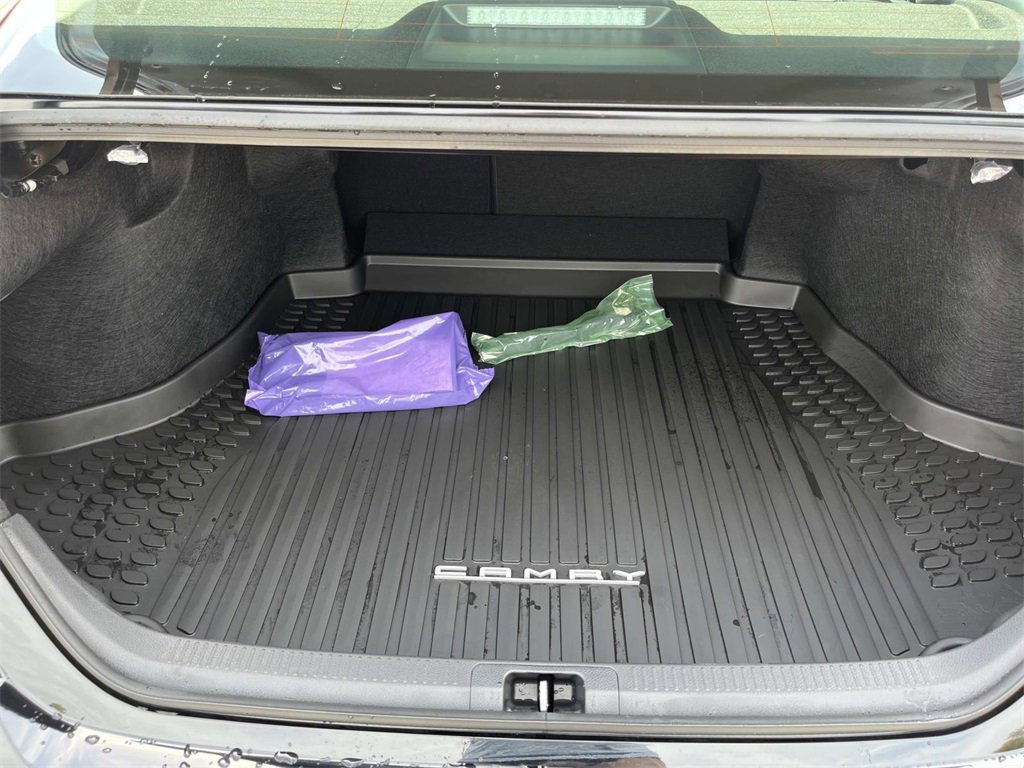 Used 2026 Toyota Camry LE image 12