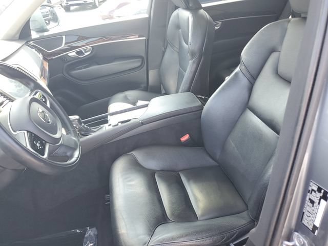 Used 2019 Volvo XC90 T6 Momentum AWD/4WD image 17