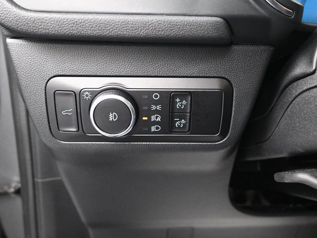 Used 2025 Ford Escape Platinum image 22