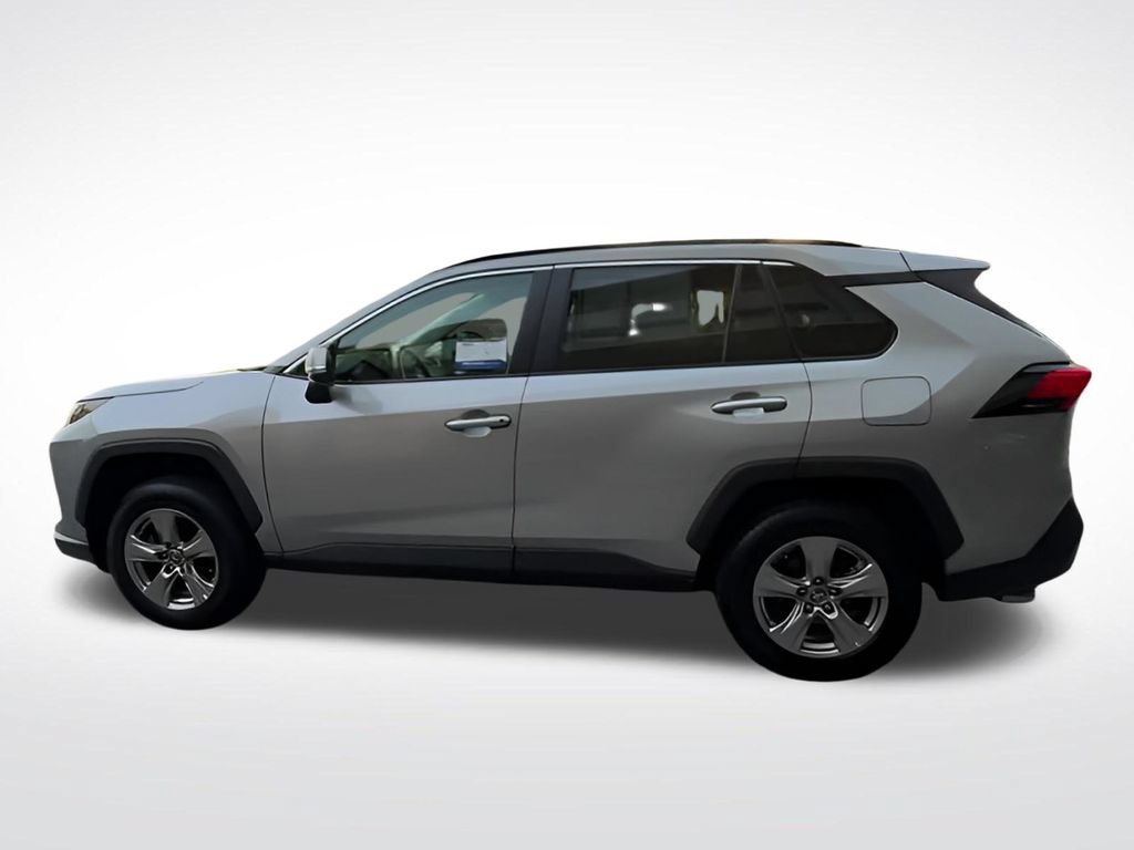 Used 2024 Toyota RAV4 XLE w/ Convenience Package AWD/4WD image 9