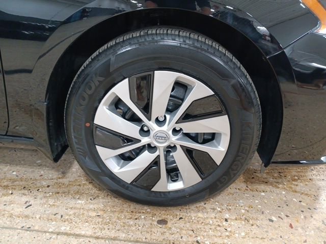 Certified 2025 Nissan Altima 2.5 S image 37