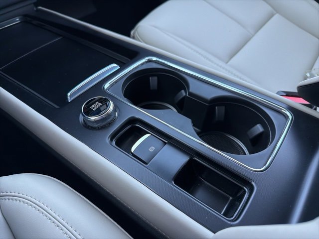 New 2026 Lincoln Corsair Premiere image 14