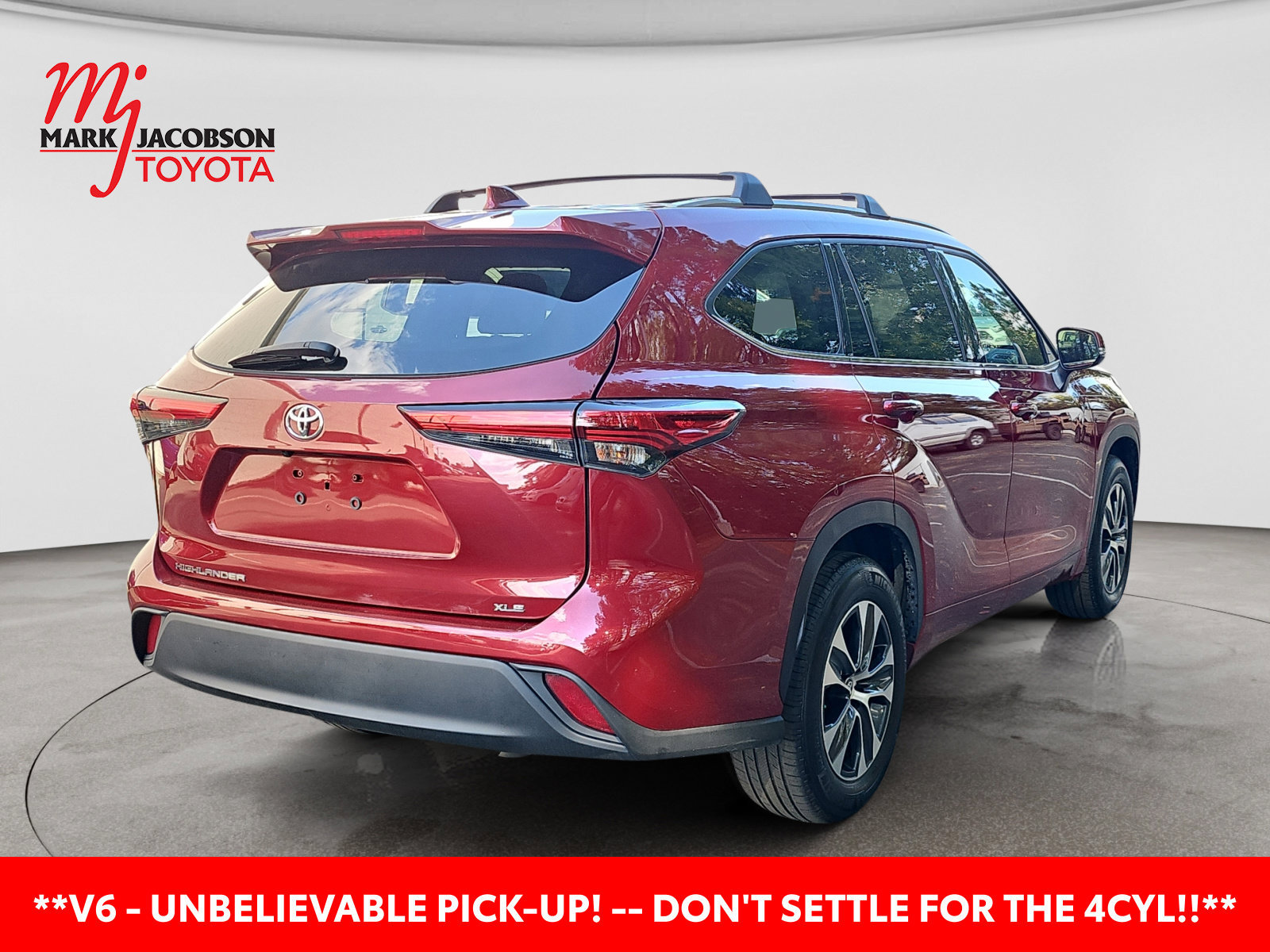 Used 2022 Toyota Highlander XLE FWD image 9