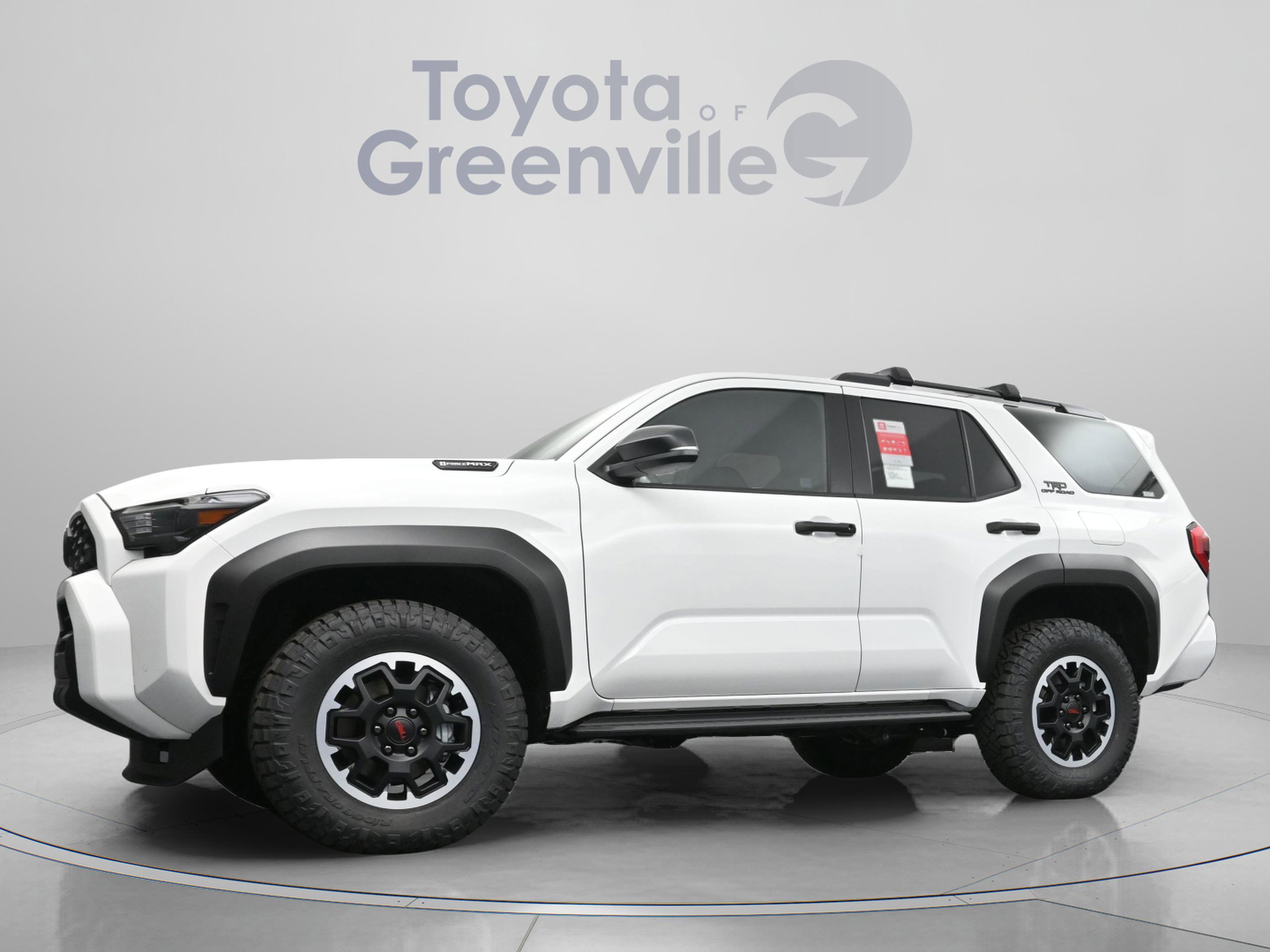 Used 2025 Toyota 4Runner 4WD image 2