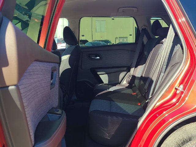 Certified 2023 Nissan Rogue SV AWD/4WD image 24
