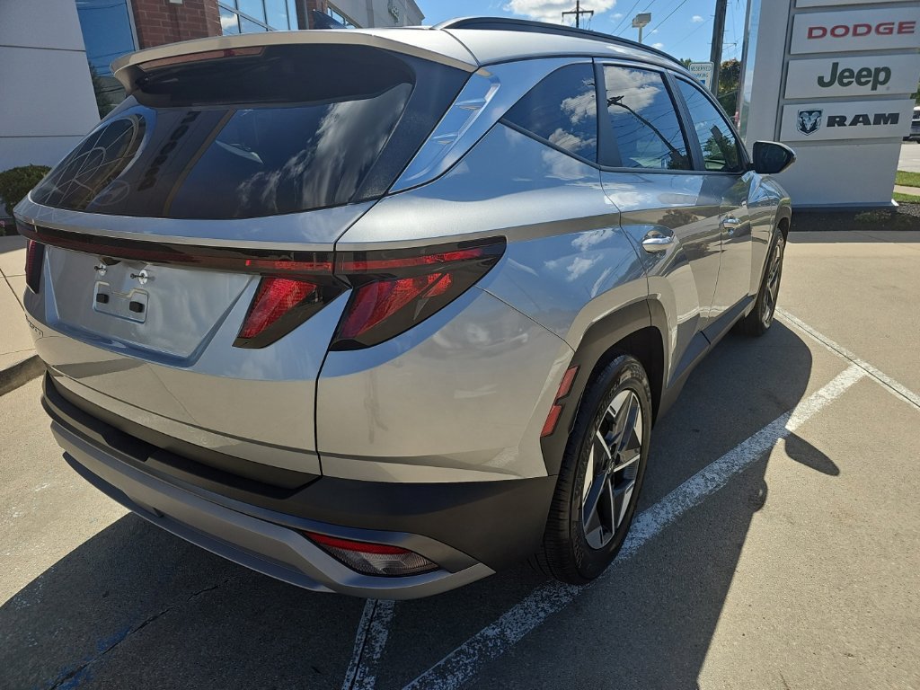 Used 2025 Hyundai Tucson SEL FWD image 15